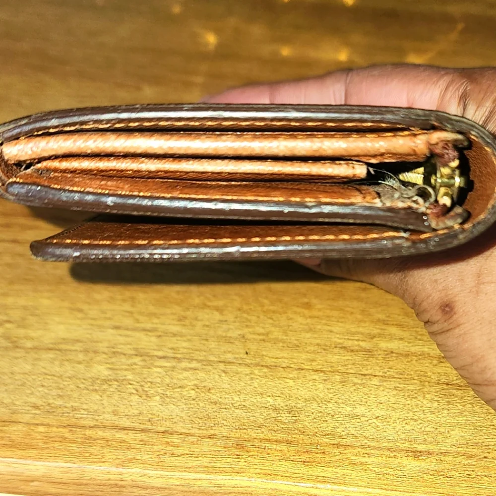 Louis Vuitton Bundle - Picture 5 of 14